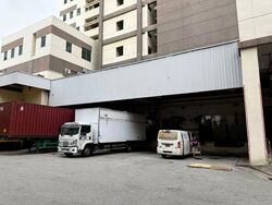 Quartz Industrial Building (D13), Factory #496982251